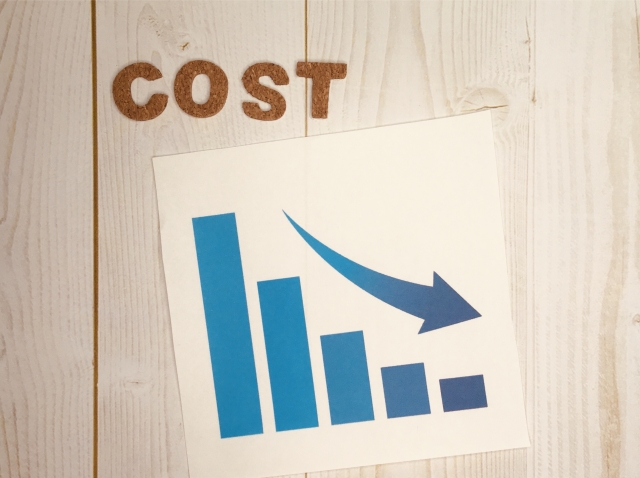 オンラインヨガが通うタイプのホットヨガスタジオより安い理由