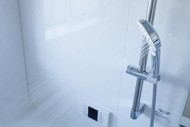 ホットヨガ後にシャワーを浴びた方が良い?